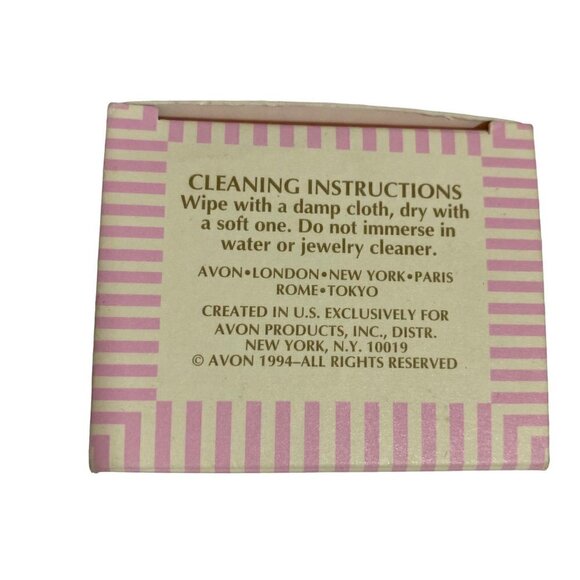 Avon Vintage Breast Cancer Awareness Pin Set in Original Box - Picture 4 of 7